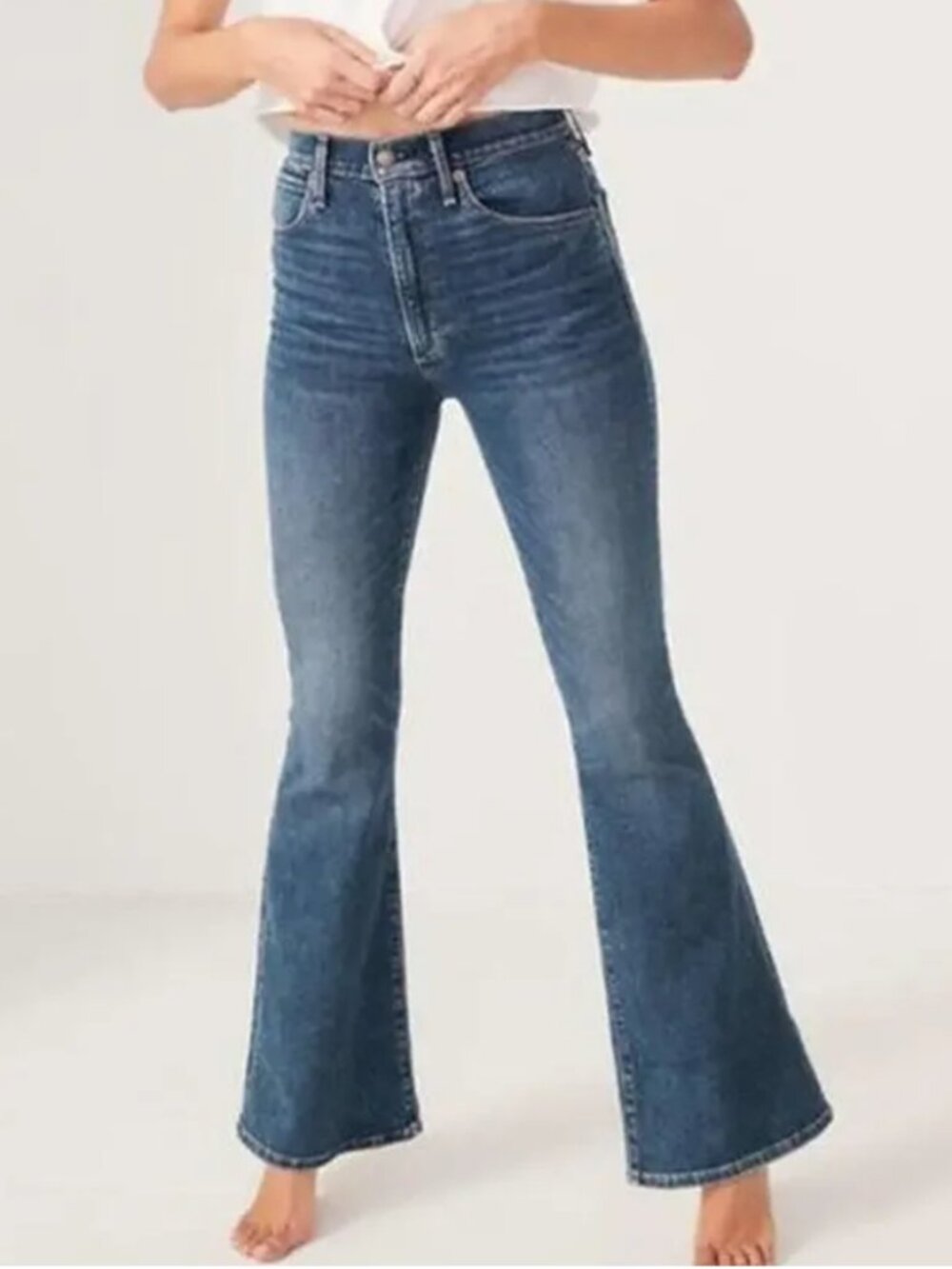 ABERCROMBIE The Flare Ultra High Rise Jeans 29 XS